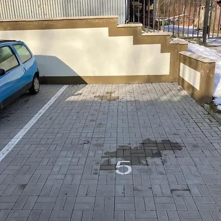 Apartman Nelinka U Klinovce Ostrov  Exterior photo